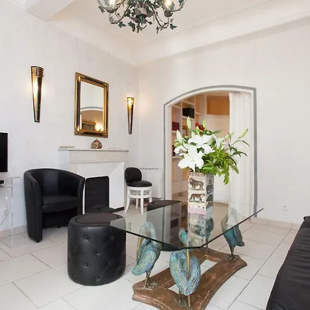 90 Rue Meynadier Cannes